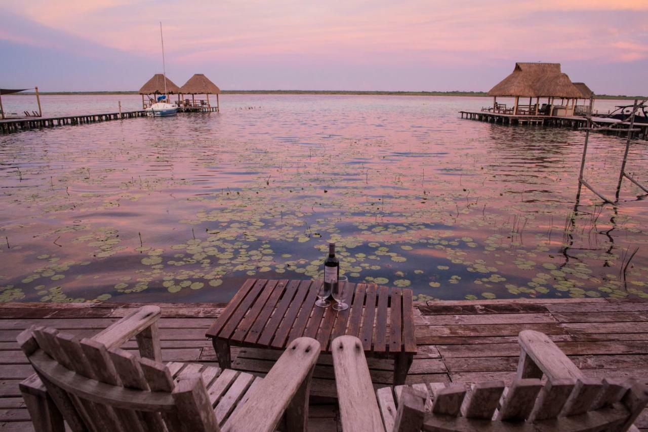 Lagoon Front Hut: Daily Cleaning, Bikes & Kayaks! Bacalar Dış mekan fotoğraf